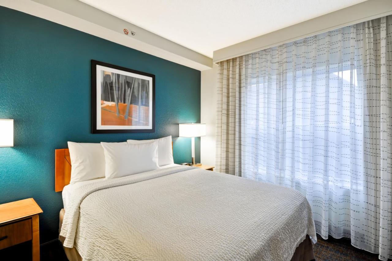 Hotel South Hamburg Place 3*