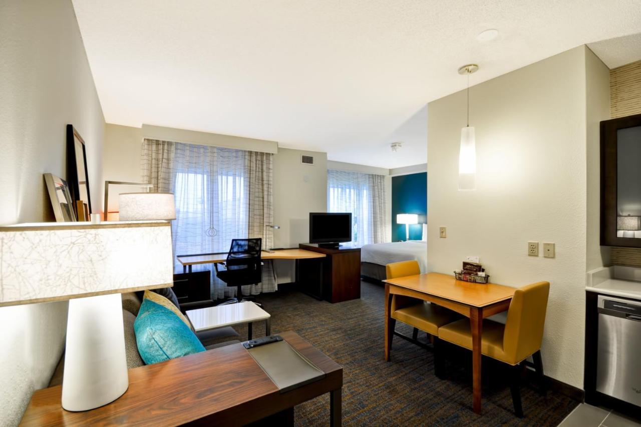 Hotel South Hamburg Place 3*