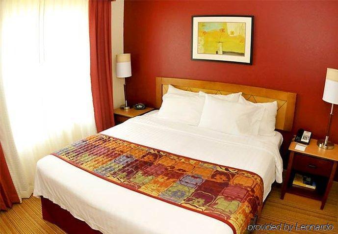 Hotel South Hamburg Place 3*